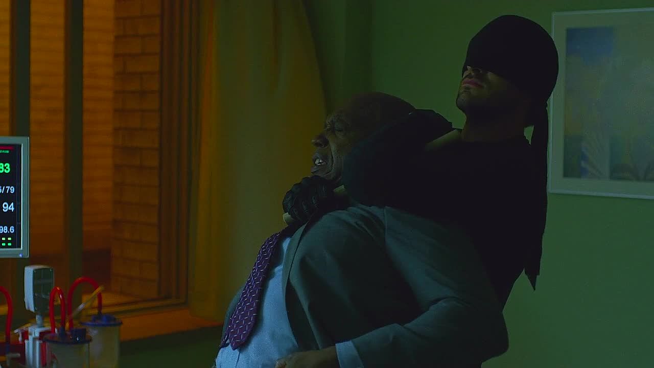 Сорвиголова 8 серия