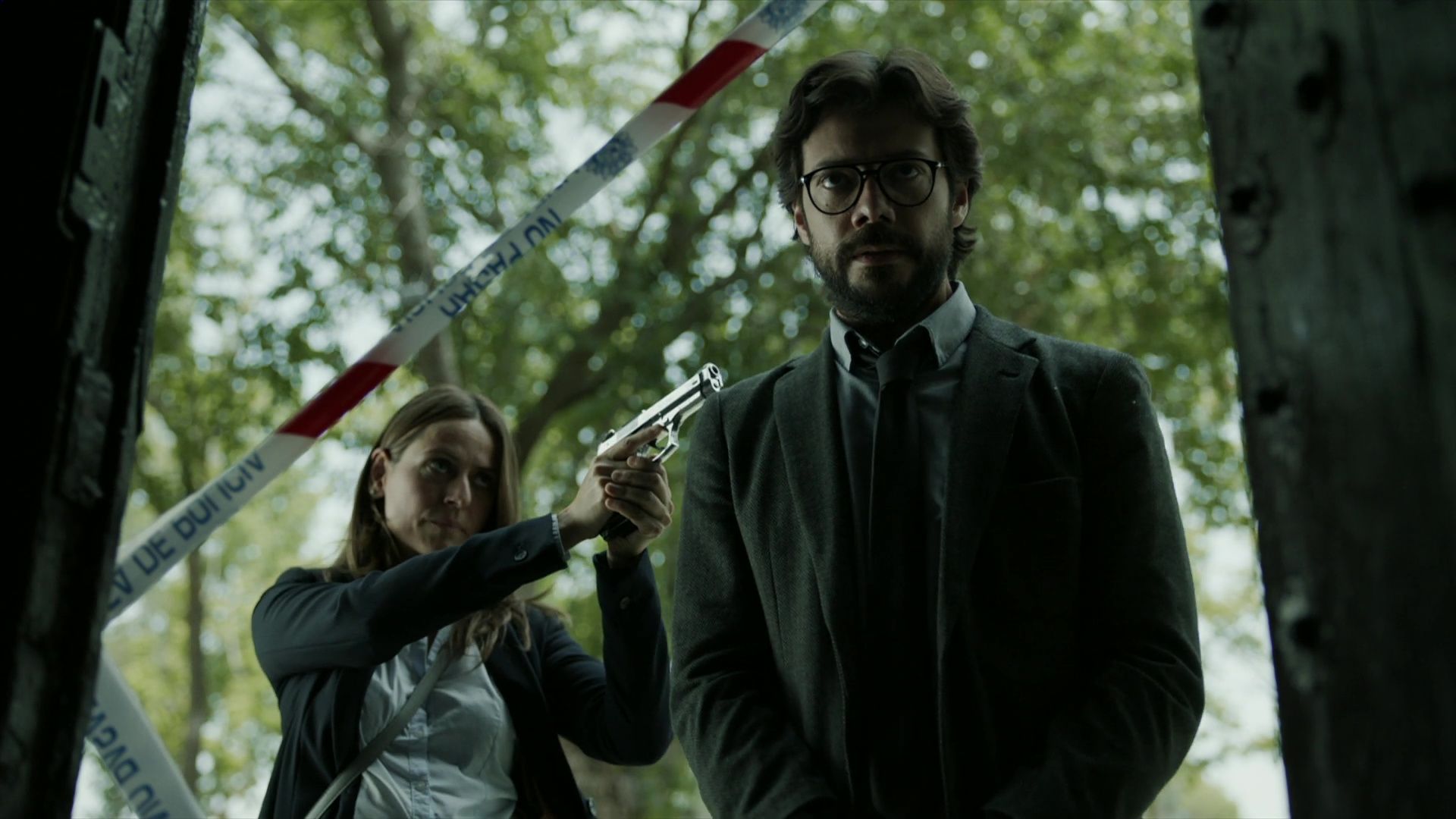 Бумажный дом 13 серия Бумажный дом 13 серия