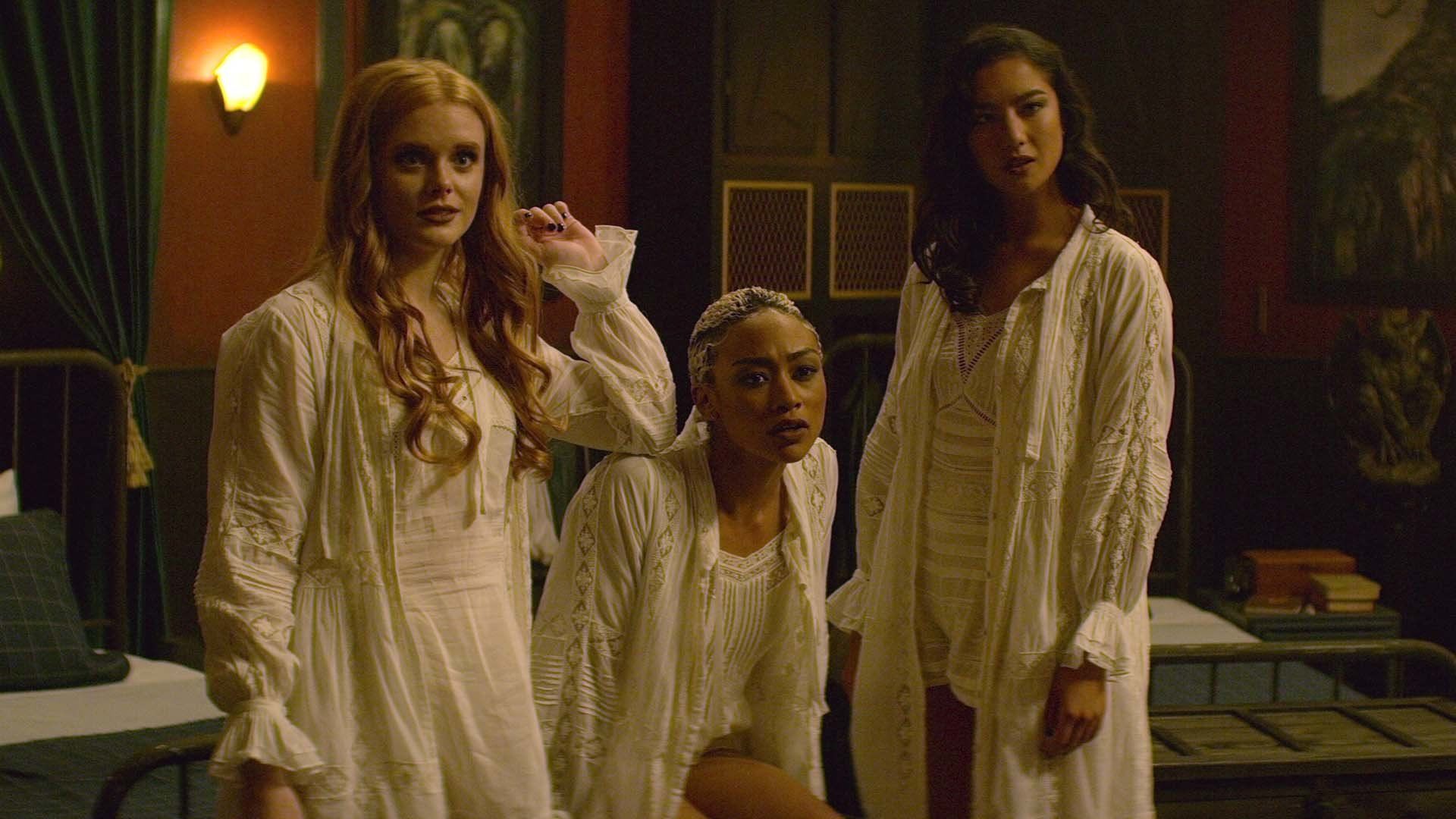 Леденящие душу приключения Сабрины 4 серия