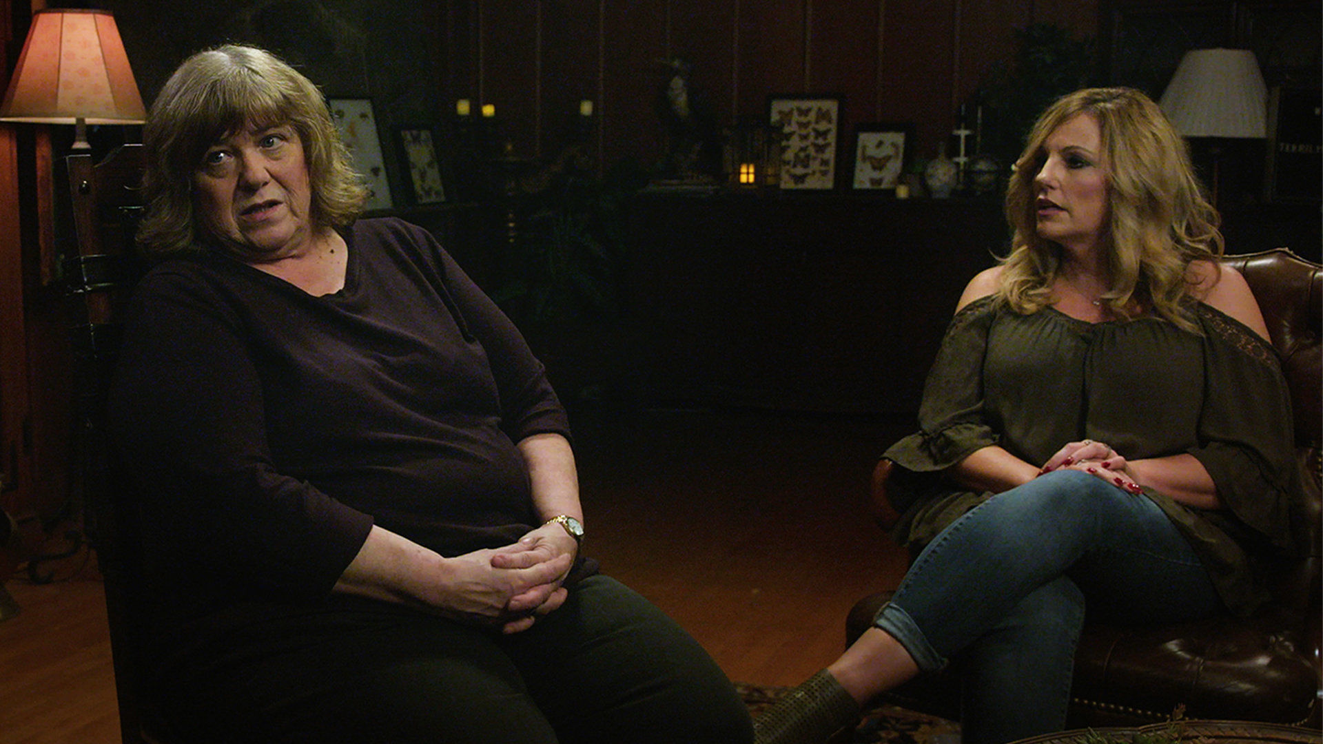 Преследуемые призраками 2 серия