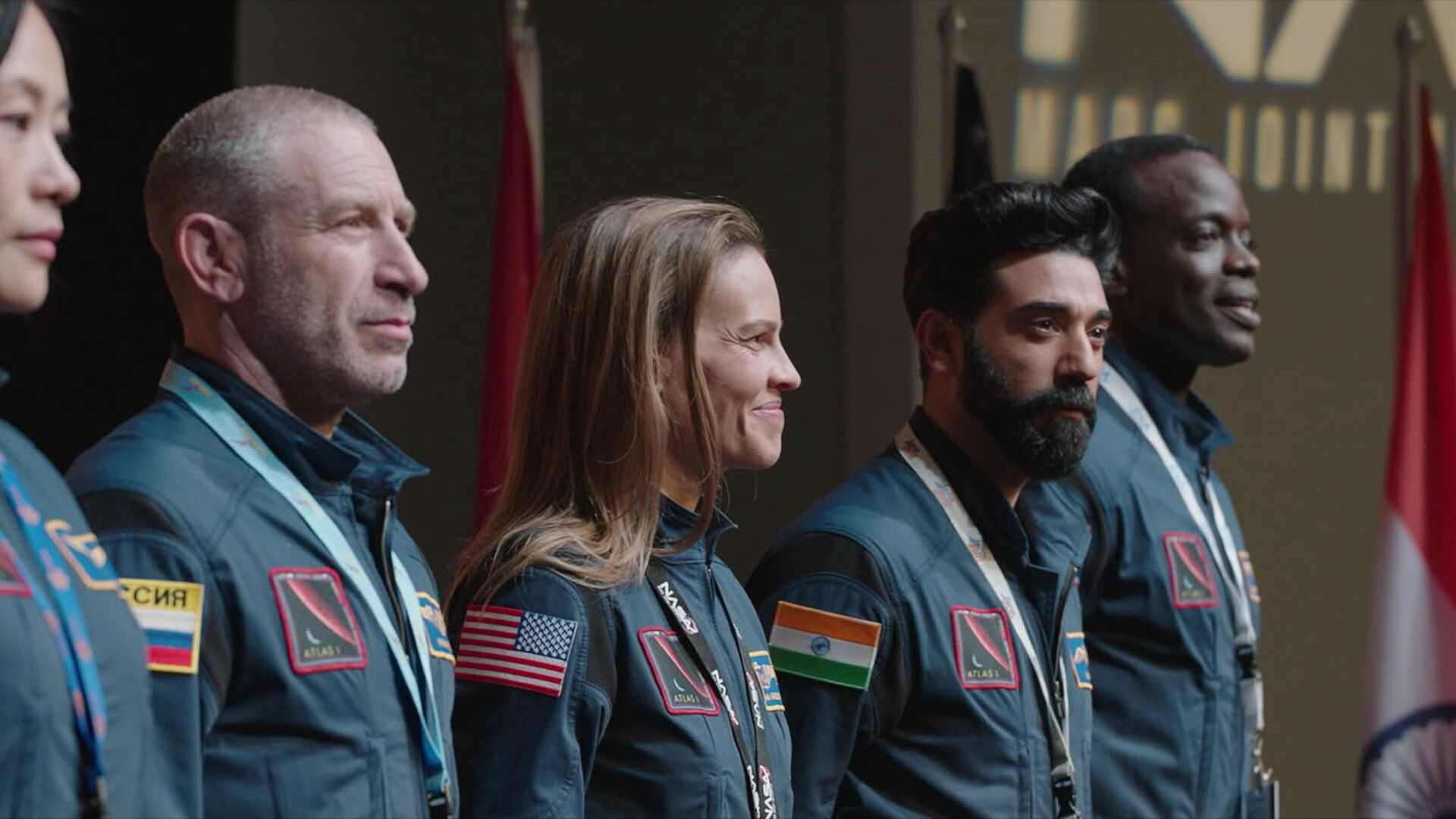 Вдали 1 серия