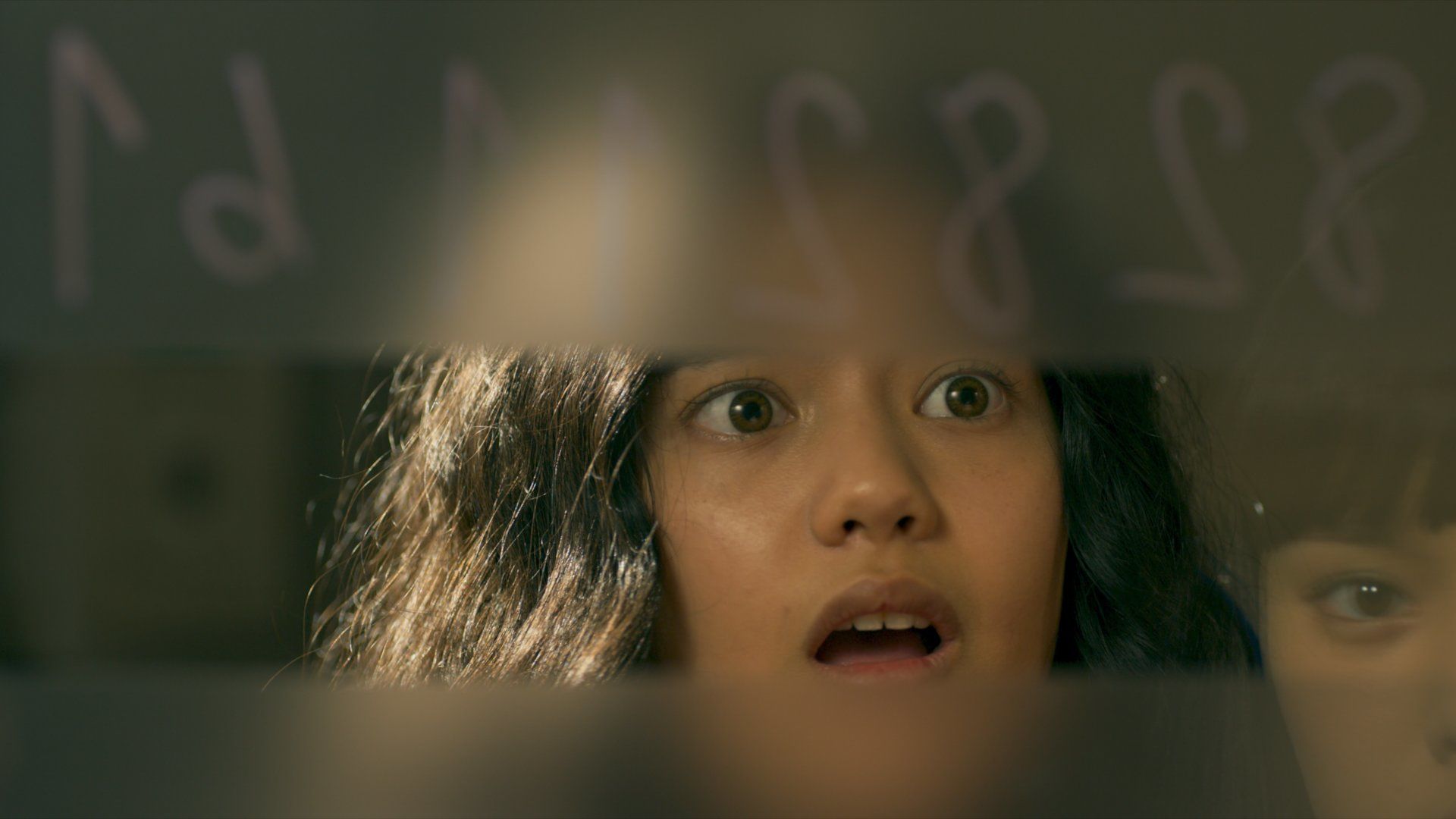 Отрезанные от мира 3 серия