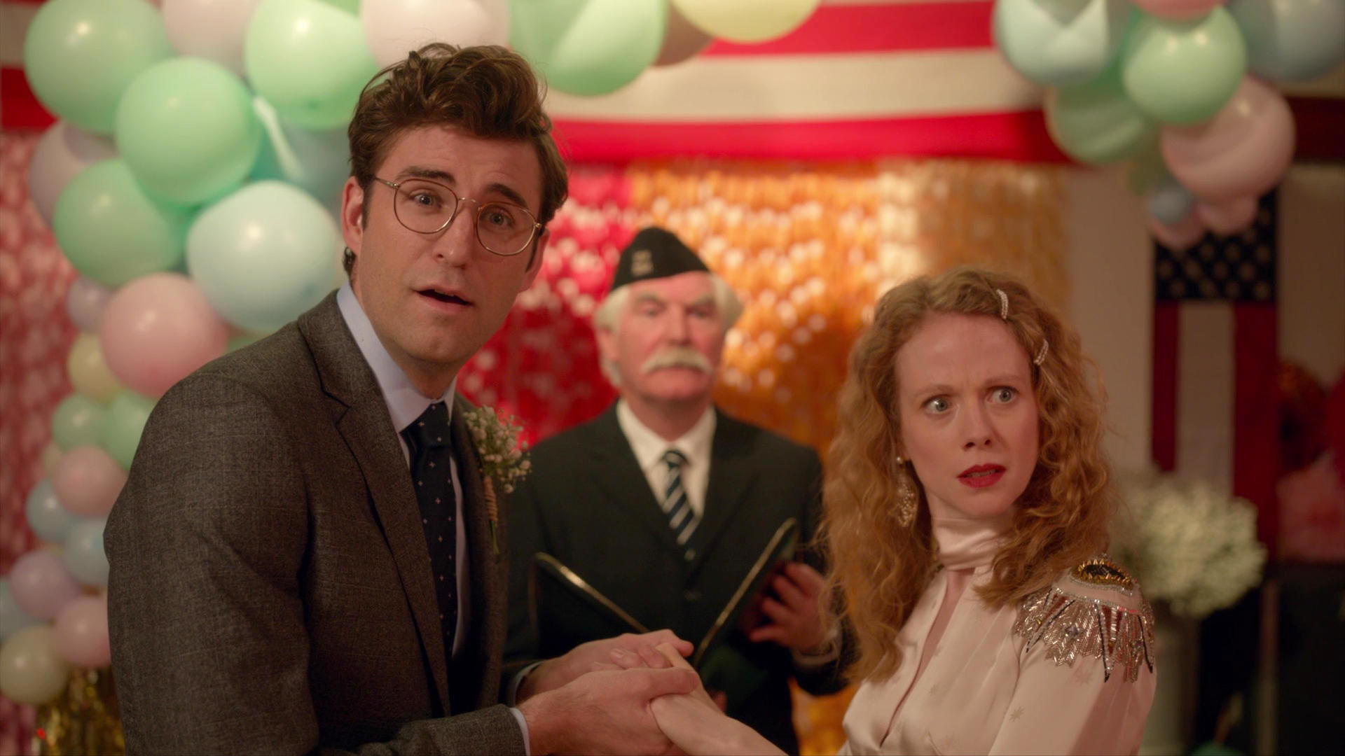 Четыре свадьбы и одни похороны 10 серия Четыре свадьбы и одни похороны 10 серия