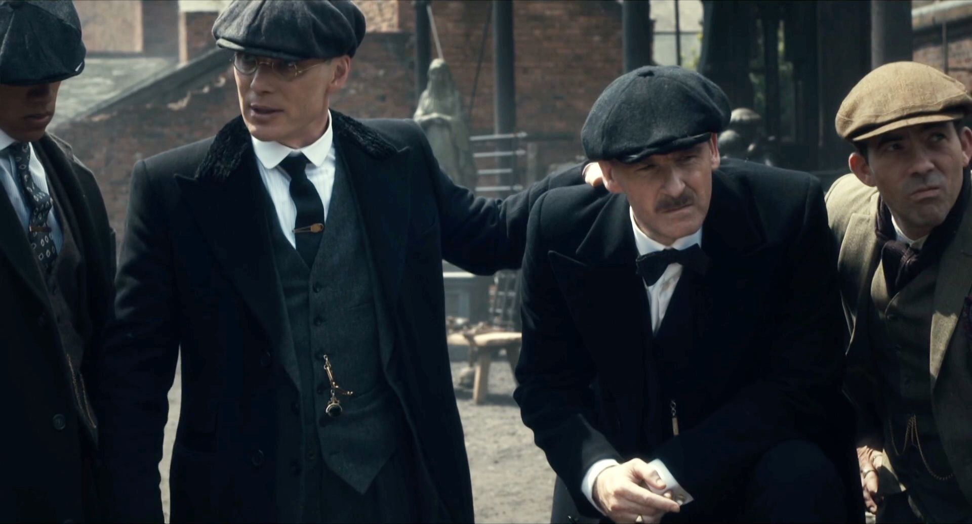 Острые козырьки 4 сезон 4 серия Острые козырьки 4 сезон 4 серия