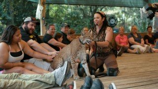 Король тигров: Убийство, хаос и безумие 1 сезон 2 серия