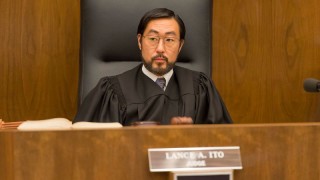 Американская история преступлений 1 сезон 8 серия