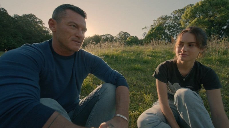 Девять совсем незнакомых людей 7 серия