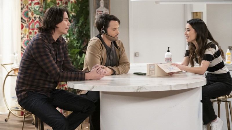 Возвращение АйКарли 9 серия