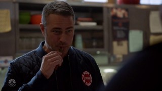 Чикаго в огне 8 сезон 13 серия