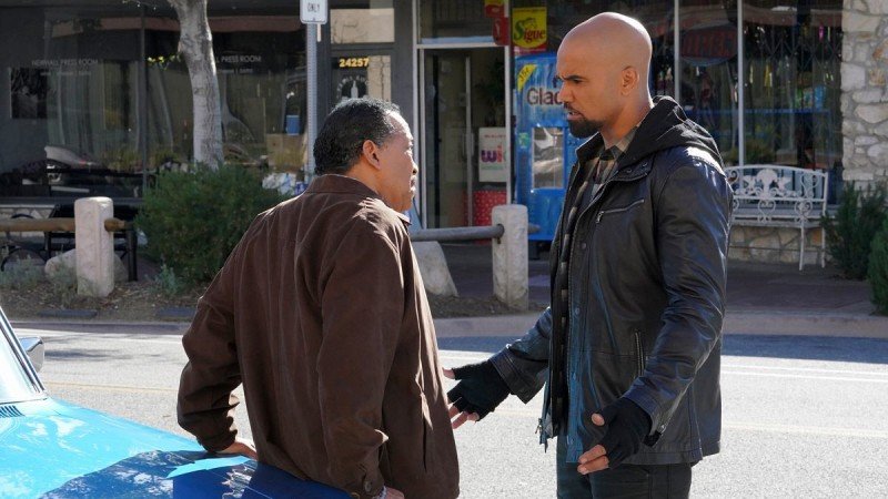 S. W. A. T.: Спецназ города ангелов 18 серия S. W. A. T.: Спецназ города ангелов 18 серия