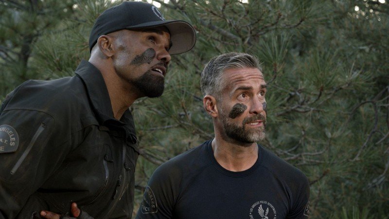 S. W. A. T.: Спецназ города ангелов 21 серия S. W. A. T.: Спецназ города ангелов 21 серия