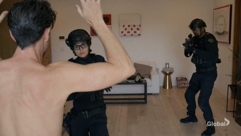 S. W. A. T.: Спецназ города ангелов 3 сезон 14 серия