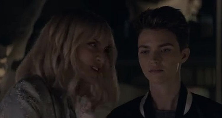 Бэтвумен 3 серия