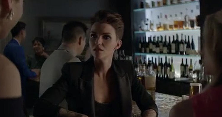 Бэтвумен 4 серия