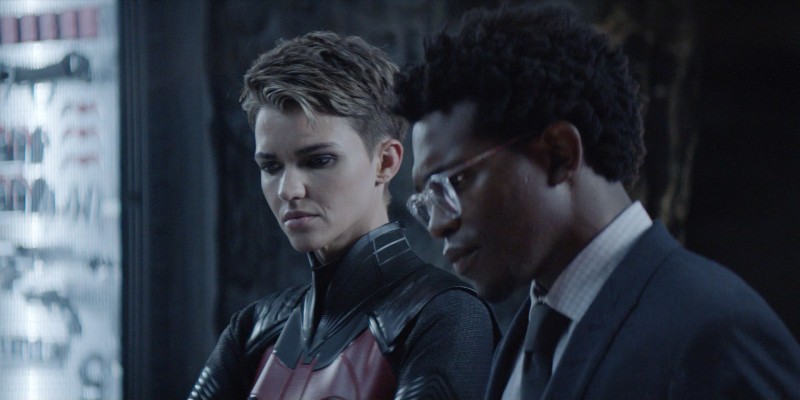 Бэтвумен 6 серия