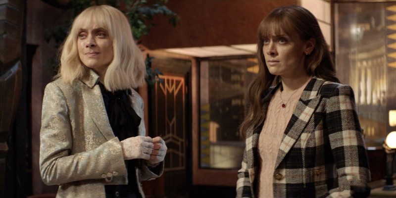 Бэтвумен 12 серия