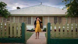 Чёрная стерва 1 сезон 2 серия