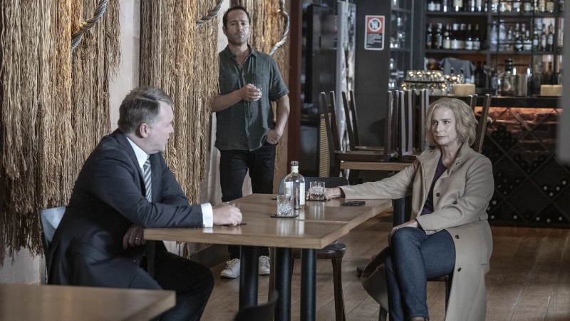 Чёрная стерва 2 сезон 5 серия