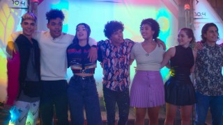 Летние секреты 1 сезон 11 серия