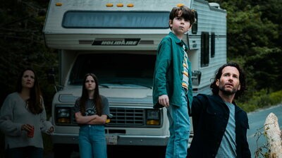 Извне 1 серия