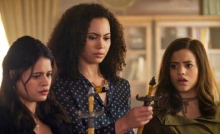 Зачарованные 1 сезон 4 серия