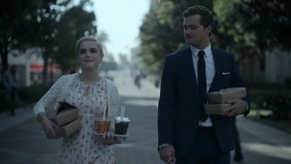 Среди акул 1 сезон 1 серия