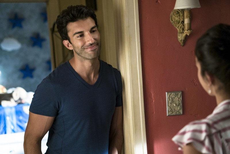 Девственница Джейн 5 сезон 1 серия