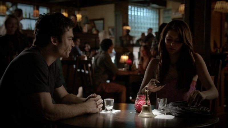 Дневники вампира 5 сезон 4 серия