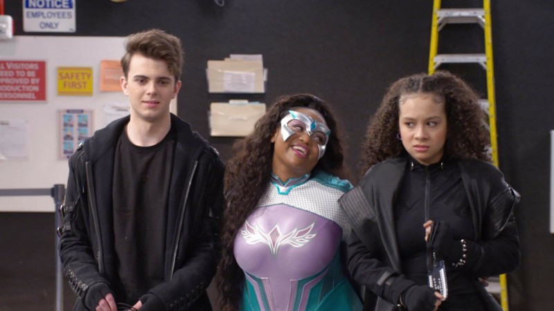 Злодеи Вэлли-Вью 6 серия