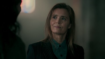 Нотр-Дам в огне / Пылающий Нотр-Дам 4 серия