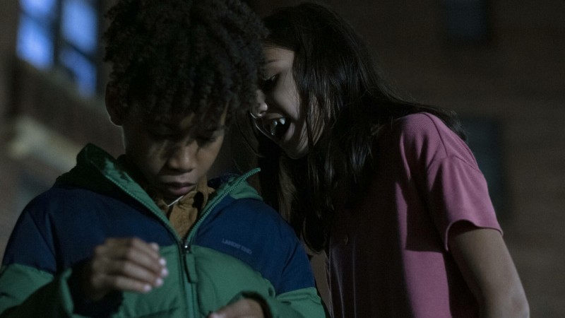 Впусти меня 1 серия