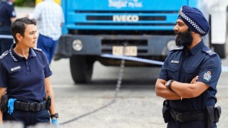 Без почтения 1 сезон 8 серия