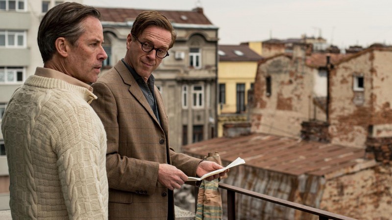 Шпион среди друзей 1 серия