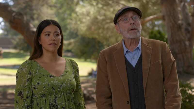 Еще не мертва 5 серия Еще не мертва 5 серия