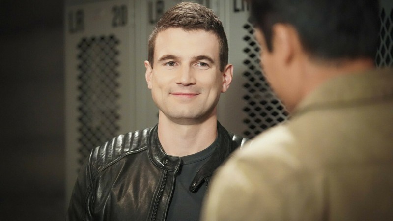 S. W. A. T.: Спецназ города ангелов 6 сезон 17 серия S. W. A. T.: Спецназ города ангелов 6 сезон 17 серия