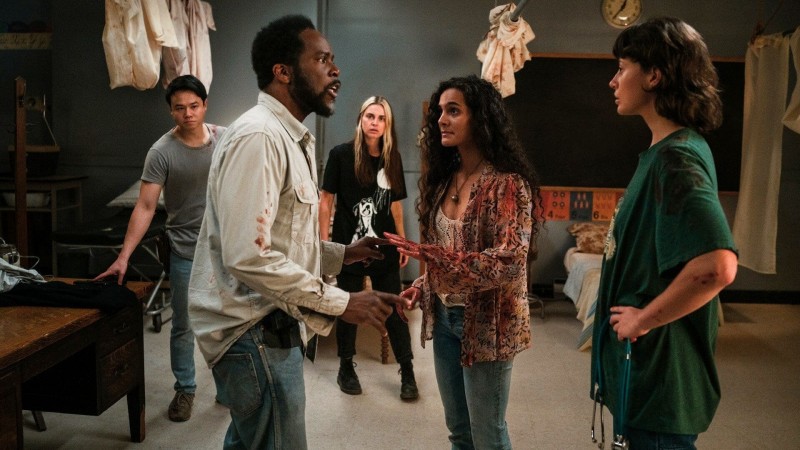 Извне 2 сезон 6 серия Извне 2 сезон 6 серия