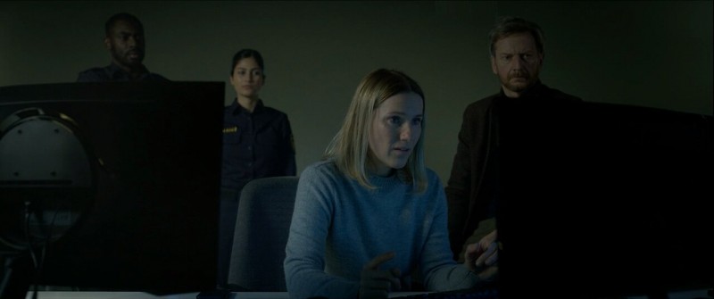 Иссиня-Чёрный 1 серия