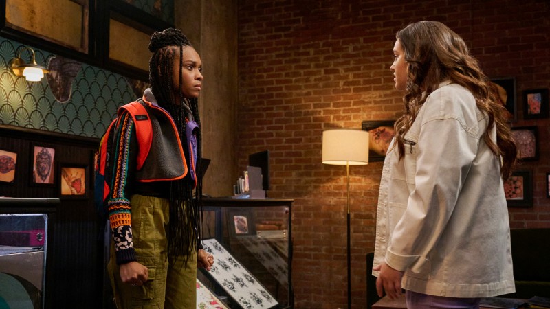 Наоми 13 серия