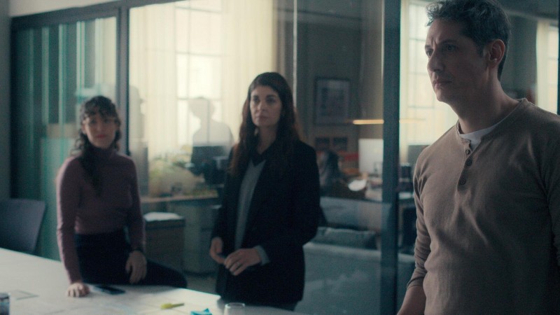 Попавшие в ловушку 2 серия