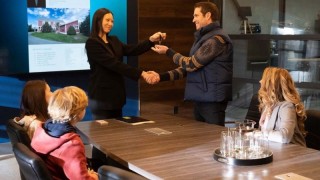 Сюрреалистическая недвижимость 2 сезон 8 серия