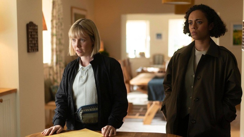 Карен Пири 2 сезон 1 серия