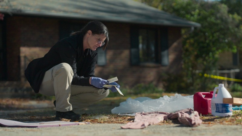 Пропавшие без вести: Вопрос жизни и смерти 1 серия